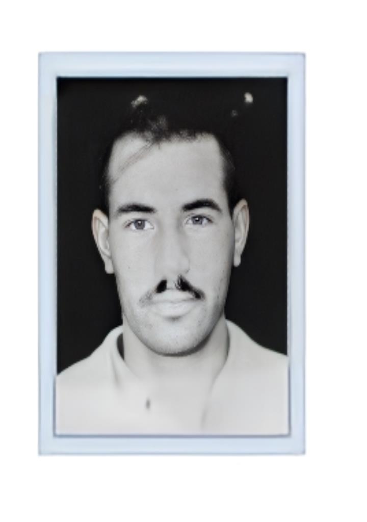 فاقد تصویر
